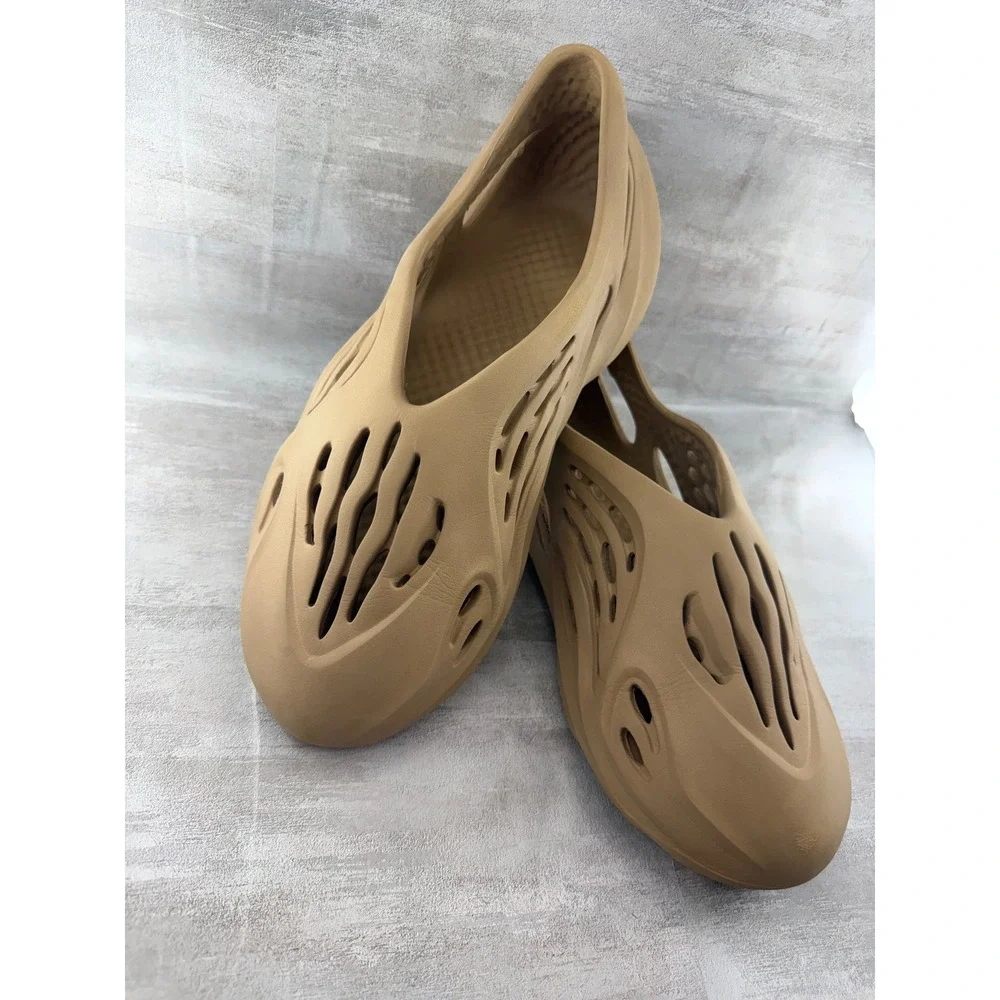 Adidas Yeezy Foam RNNR Ochre Men Size 13 Tan Slip On Shoes GW3354 Made in USA